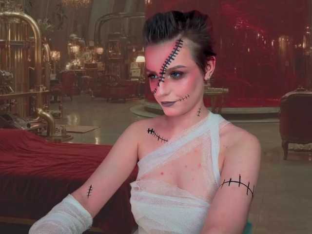 monicaerotic live cam on BongaCams