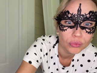 Hollena Porn Show