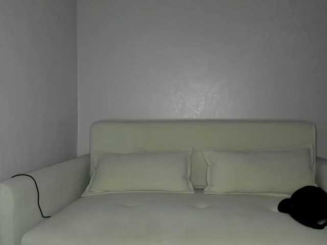 Alenkahot's BongaCams show and profile