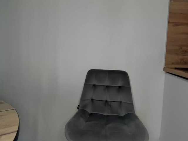 Alenkahot live cam on BongaCams