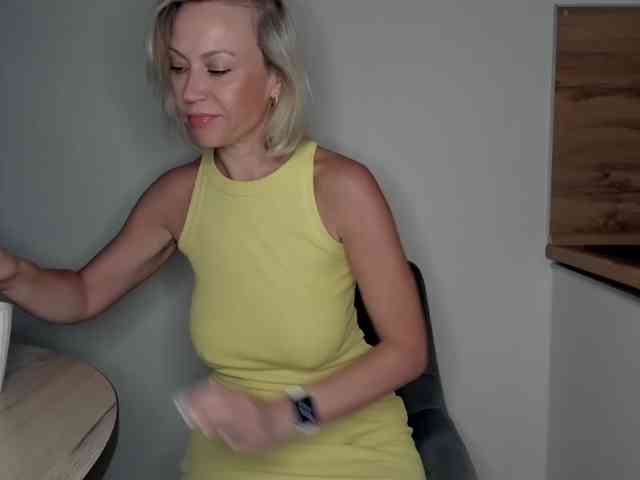 Milfa_hot webcam