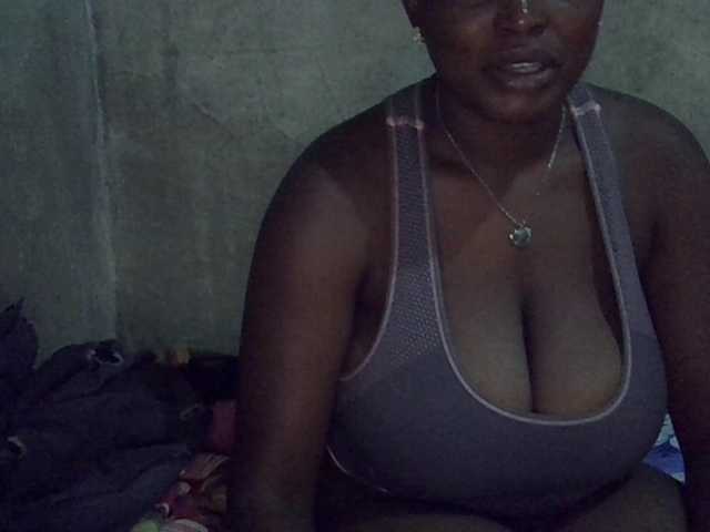 Sexypretty01's BongaCams show and profile