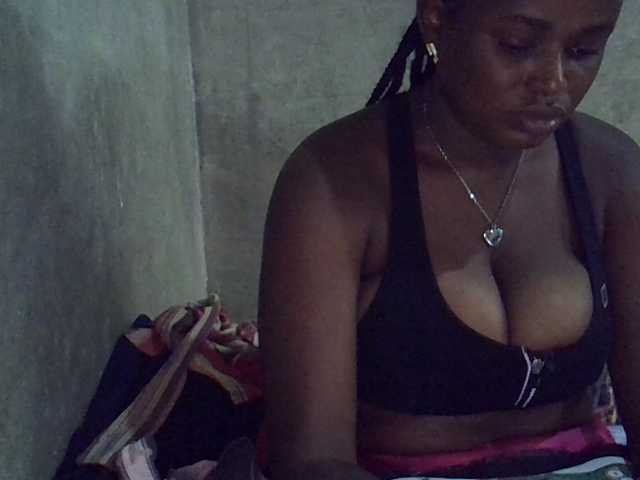 Sexypretty01's BongaCams show and profile