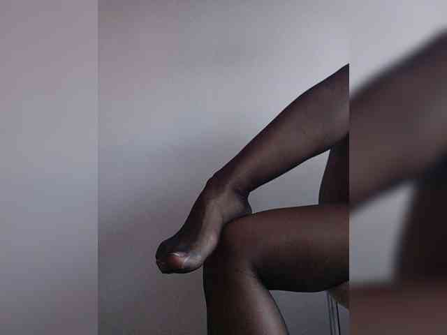Leylla_ webcam