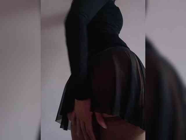 Leylla_ webcam