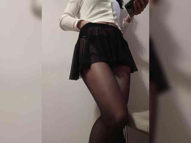 Leylla_ webcam