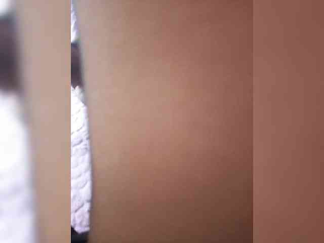 Leylla_ webcam