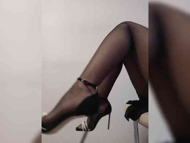 Leylla_ webcam