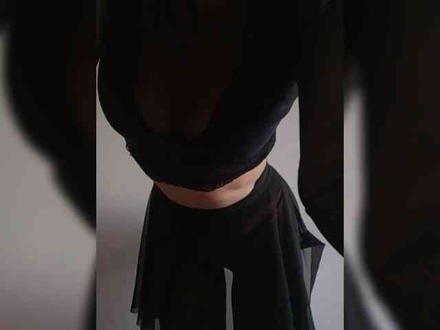 Leylla_ webcam