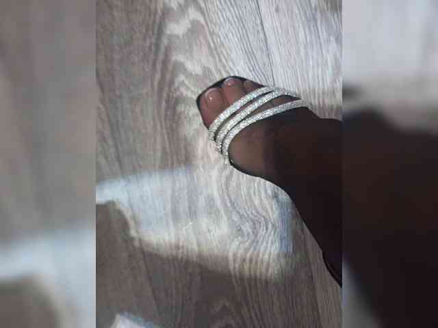 Leylla_ webcam