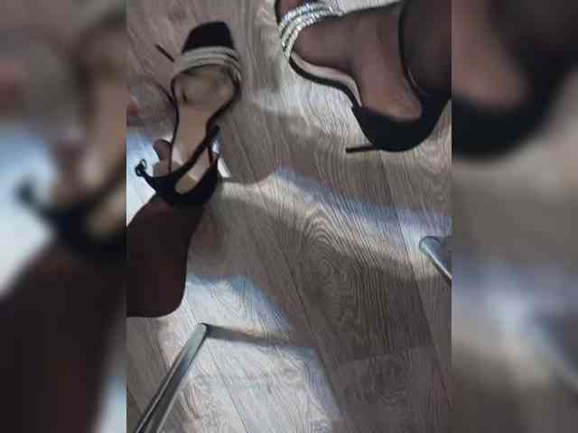 Leylla_ webcam