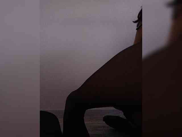 Leylla_ webcam