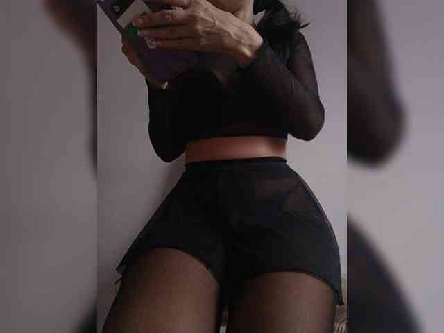 Leylla_ webcam