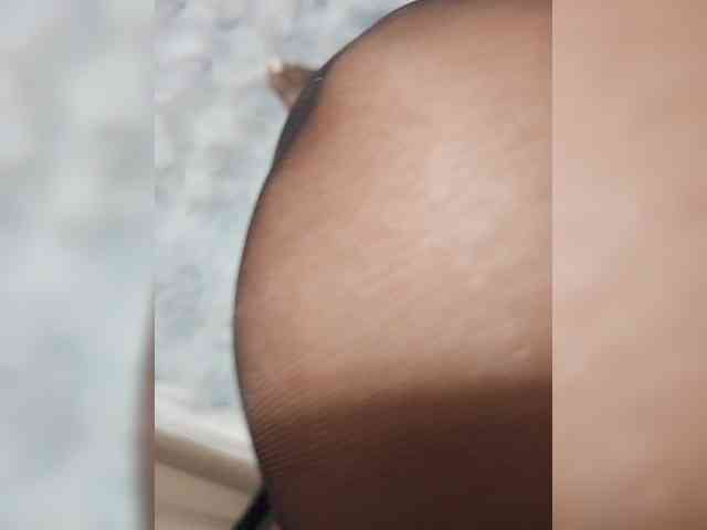 Leylla_ webcam