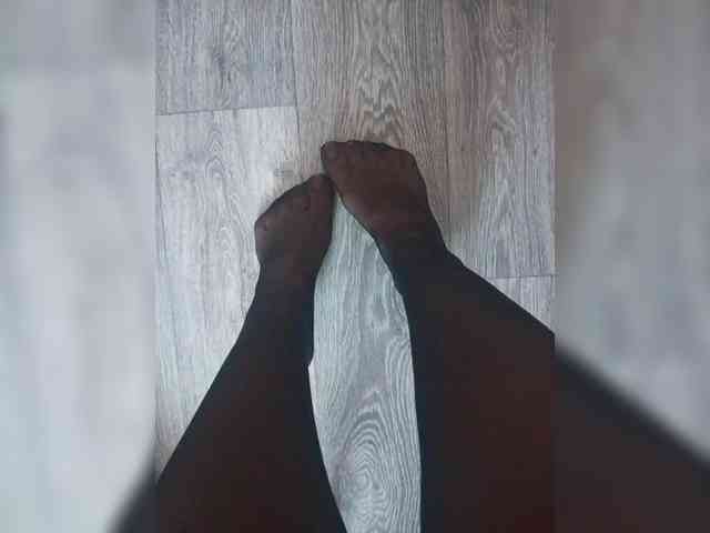 Leylla_ webcam