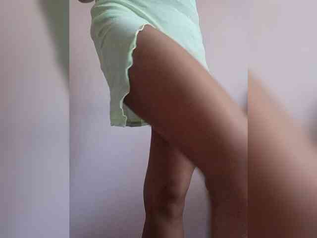 Leylla_ webcam