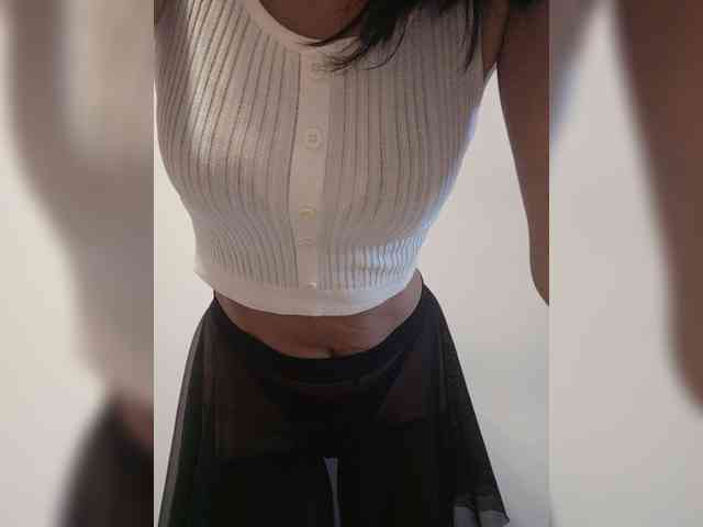 Leylla_ webcam