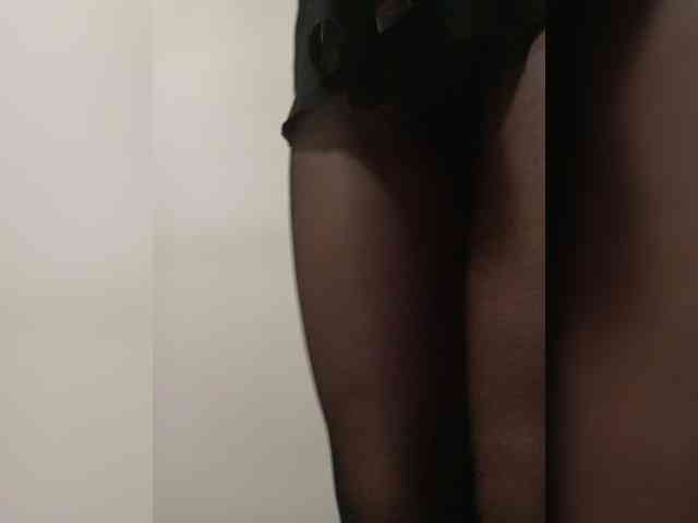 Leylla_ webcam