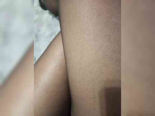 Leylla_ webcam