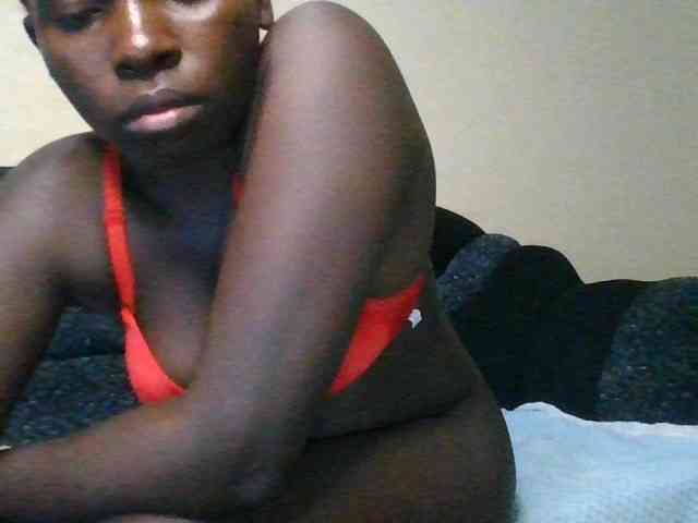 DivineAssGoddess webcam