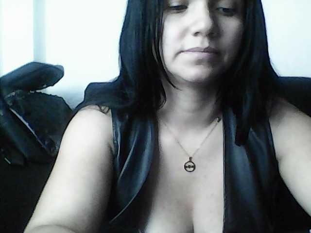 XiomaraSmith4 live cam on BongaCams