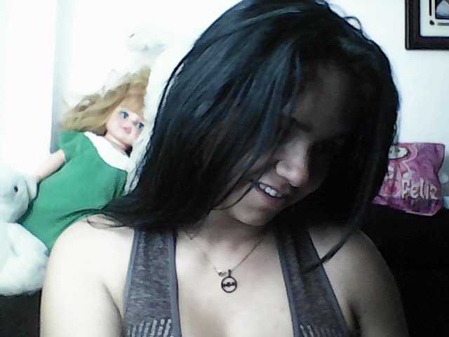 XiomaraSmith4 Live Cam on BongaCams