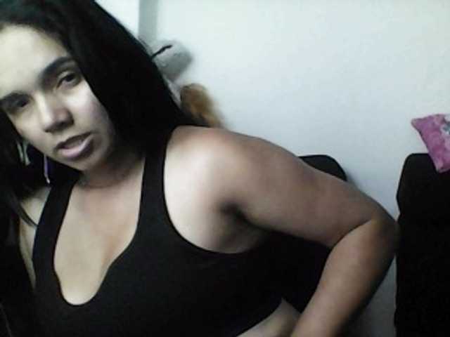 XiomaraSmith4 live cam on BongaCams