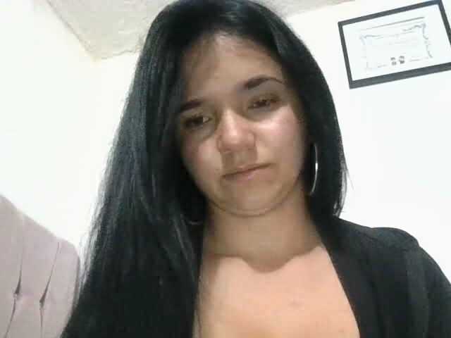 XiomaraSmith4 live cam on BongaCams