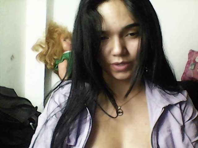 XiomaraSmith4 live cam on BongaCams