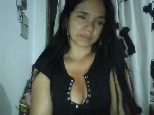 XiomaraSmith4 live cam on BongaCams
