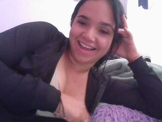 XiomaraSmith4 live cam on BongaCams