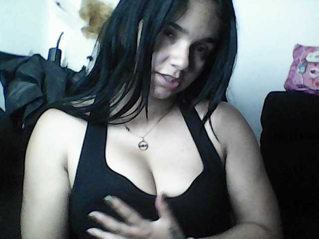 XiomaraSmith4 live cam on BongaCams