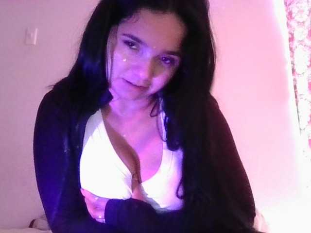XiomaraSmith4 live cam on BongaCams