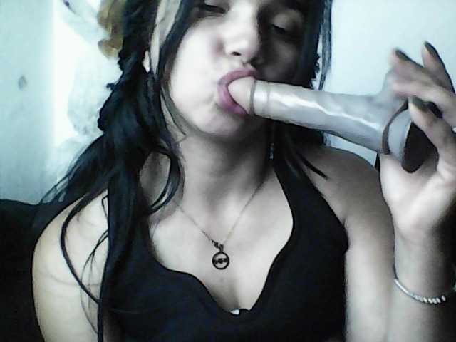 XiomaraSmith4 live cam on UnifiedCams
