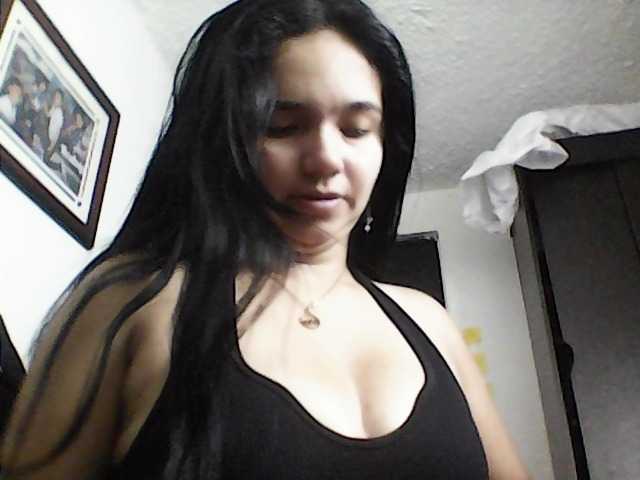 XiomaraSmith4 live cam on BongaCams
