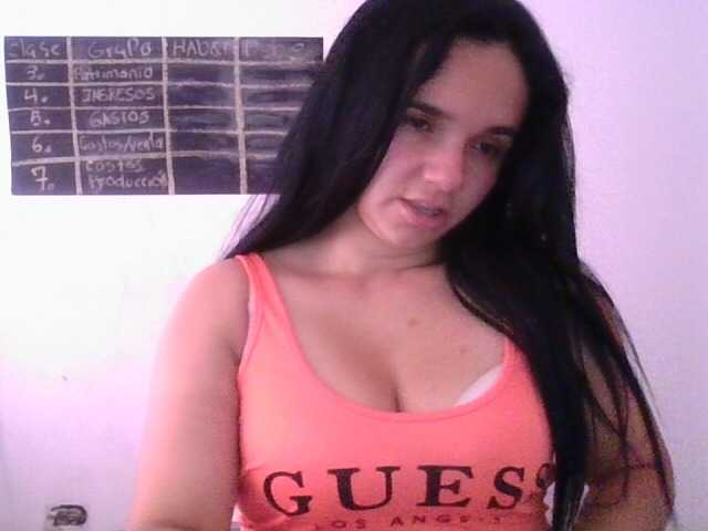 XiomaraSmith4 live cam on BongaCams