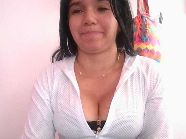 XiomaraSmith4 live cam preview