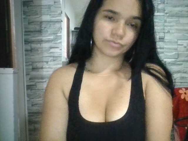 XiomaraSmith4 live cam on BongaCams