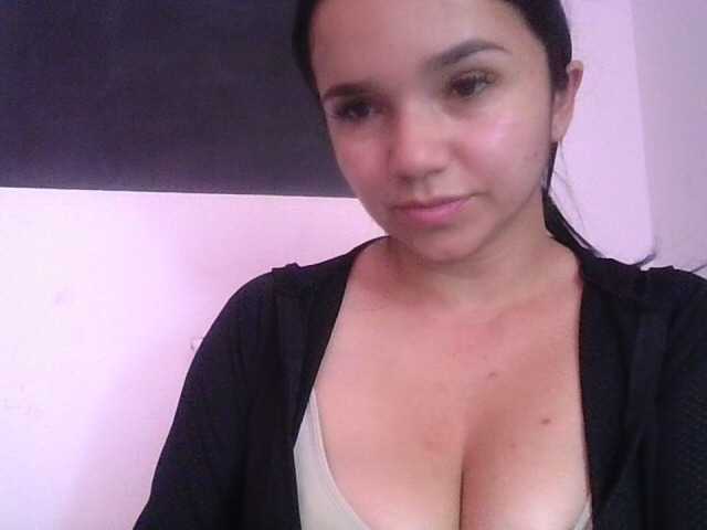 XiomaraSmith4 live cam on BongaCams