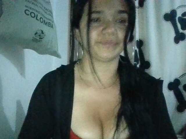 XiomaraSmith4 live cam on BongaCams