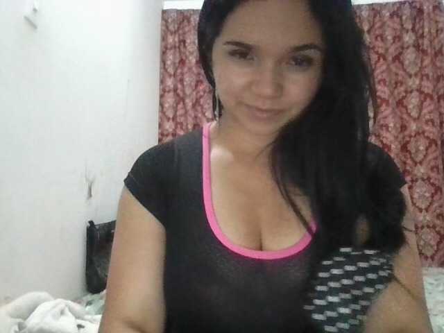 XiomaraSmith4 live cam on BongaCams