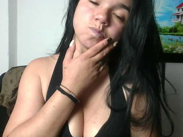 XiomaraSmith4 live cam on BongaCams