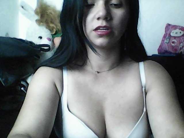 XiomaraSmith4 live cam on UnifiedCams