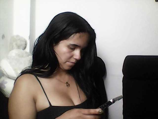 XiomaraSmith4 live cam on BongaCams