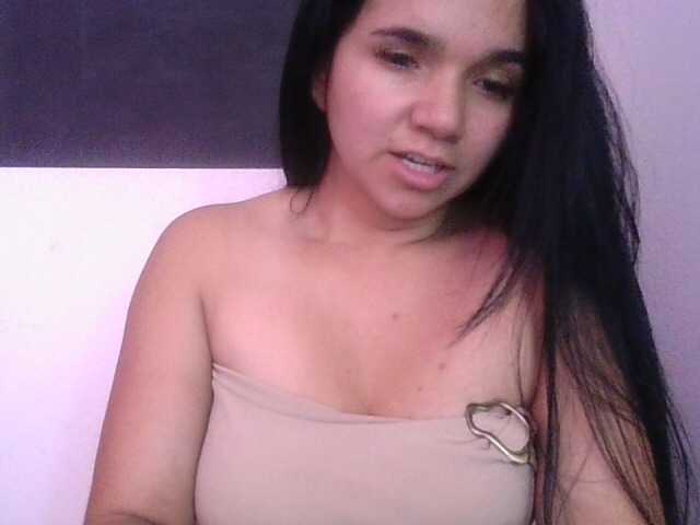 XiomaraSmith4 live cam on BongaCams