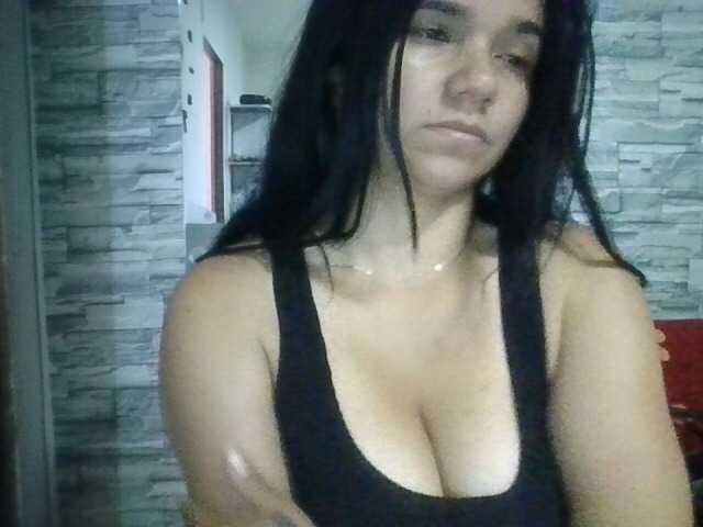 XiomaraSmith4 live cam on BongaCams