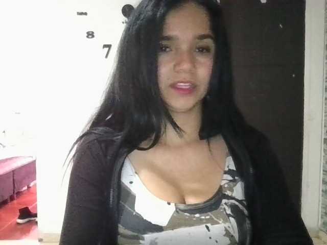 XiomaraSmith4 live cam on BongaCams