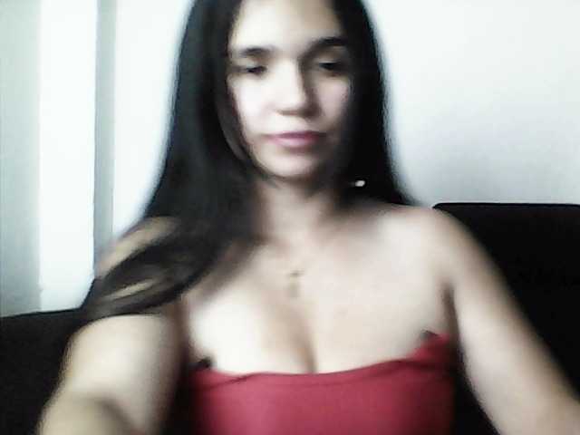 XiomaraSmith4 Live Cam on BongaCams