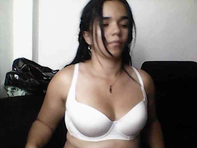 XiomaraSmith4 webcam