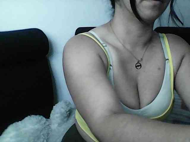XiomaraSmith4 webcam